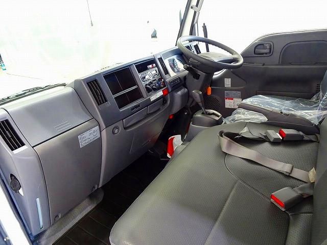 ISUZU ELF 2018 Image 31