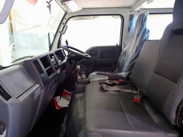 ISUZU ELF 2018 Image 31
