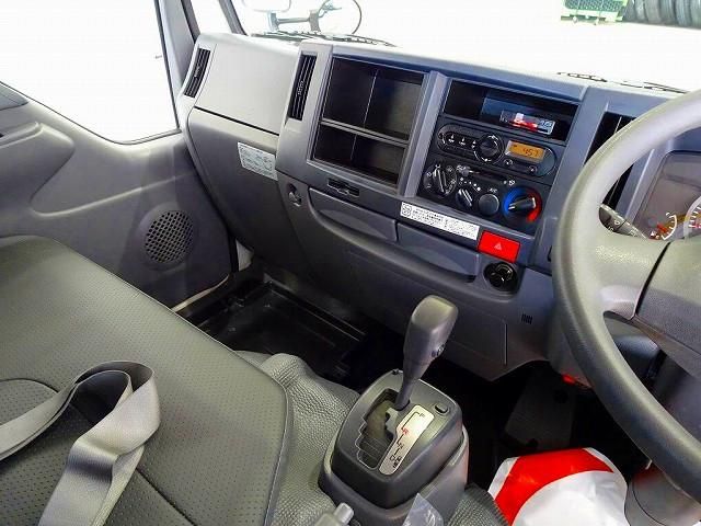 ISUZU ELF 2018 Image 31