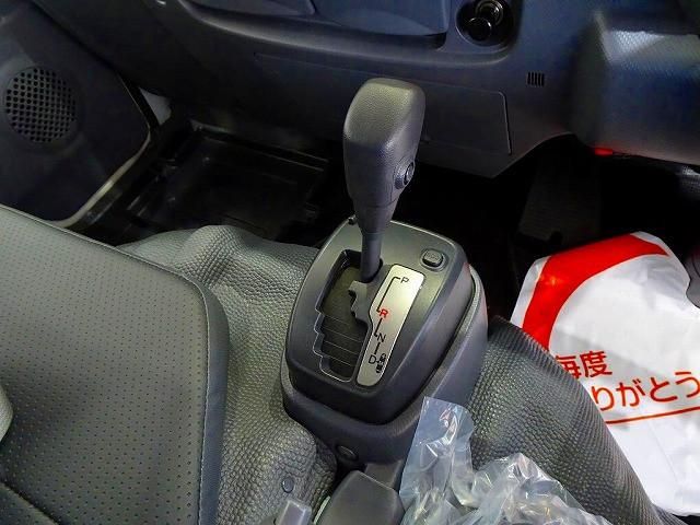 ISUZU ELF 2018 Image 31