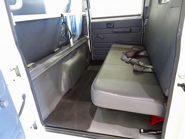 ISUZU ELF 2018 Image 31