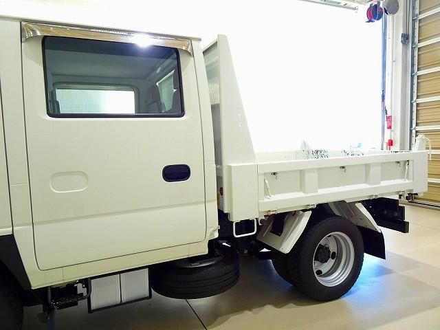 ISUZU ELF 2018 Image 31