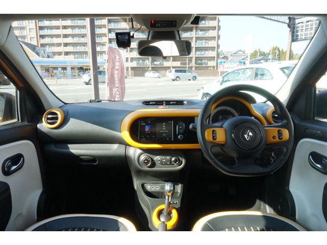 RENAULT TWINGO 2022 Image 31