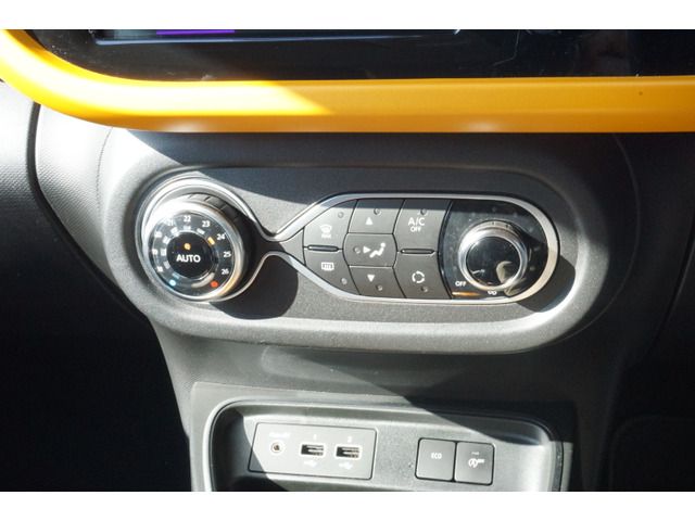 RENAULT TWINGO 2022 Image 31
