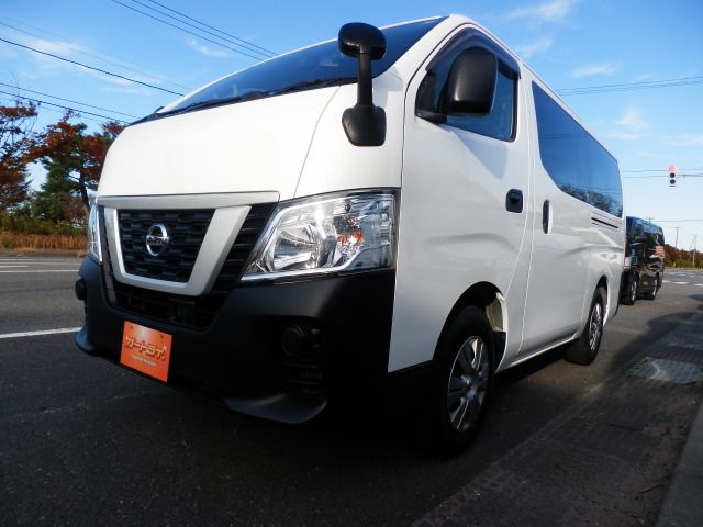 NISSAN NV350 CARAVAN 4WD 2018 Image 31