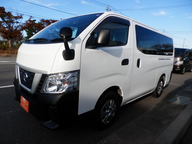 NISSAN NV350 CARAVAN 4WD 2018 Image 31