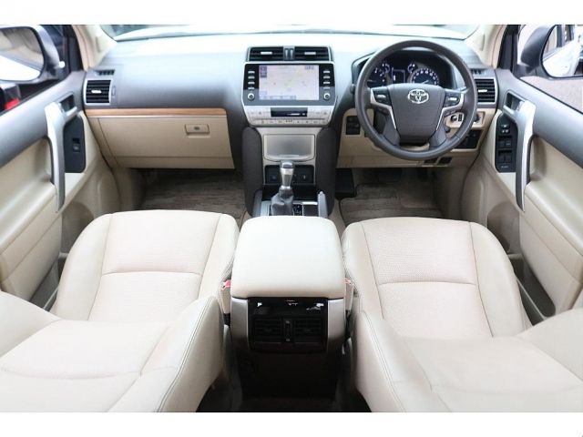 TOYOTA LANDCRUISER PRADO 2022 Image 31