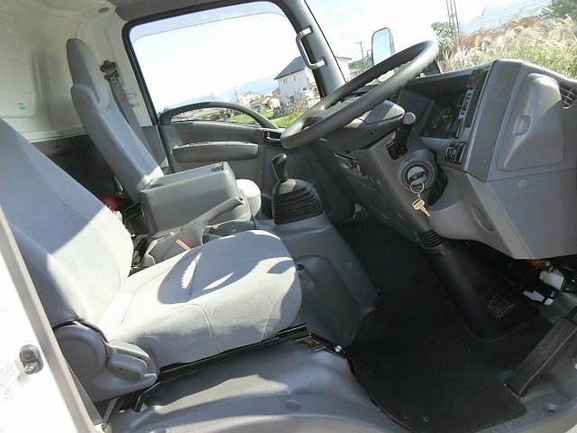 ISUZU ELF 2016 Image 31