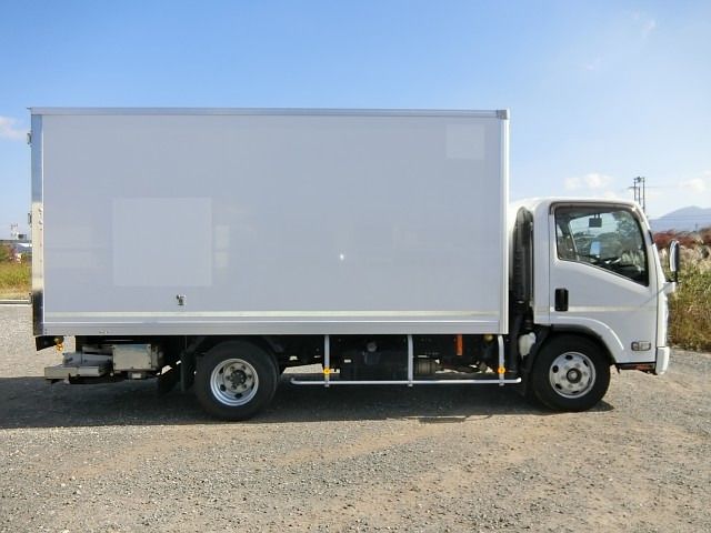 ISUZU ELF 2016 Image 31