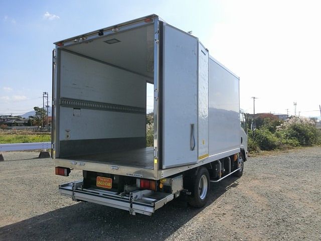 ISUZU ELF 2016 Image 31