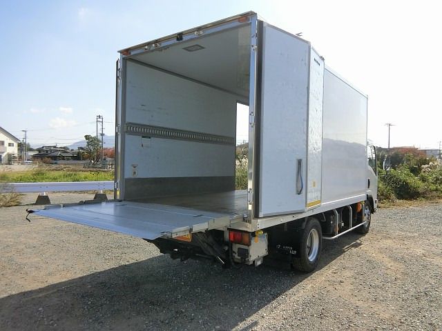 ISUZU ELF 2016 Image 31