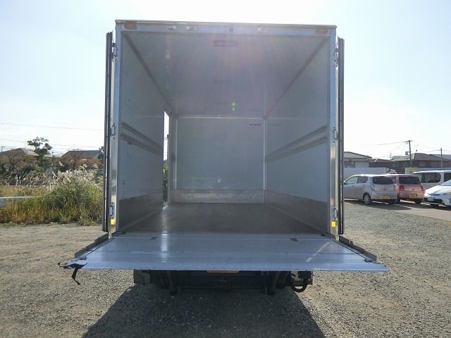 ISUZU ELF 2016 Image 31