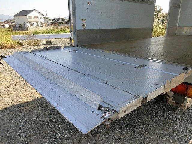 ISUZU ELF 2016 Image 31