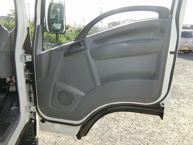 ISUZU ELF 2016 Image 31