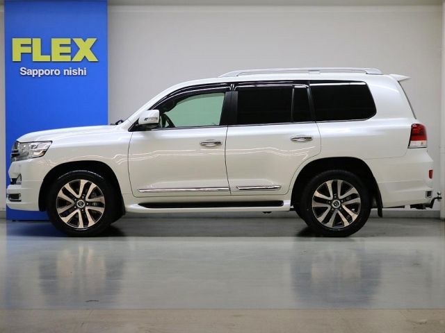 TOYOTA LANDCRUISER WAGON 2015 Image 31