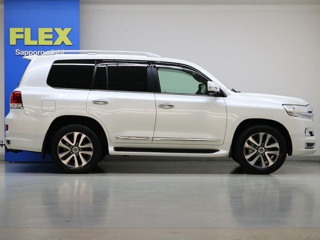 TOYOTA LANDCRUISER WAGON 2015 Image 31