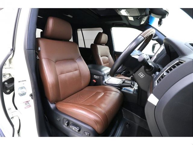 TOYOTA LANDCRUISER WAGON 2015 Image 31