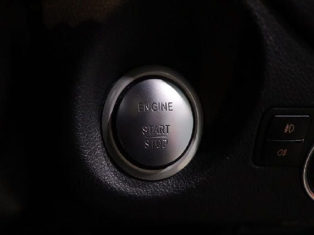 MERCEDES BENZ GLA CL 2017 Image 31