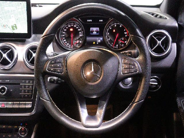 MERCEDES BENZ GLA CL 2017 Image 31