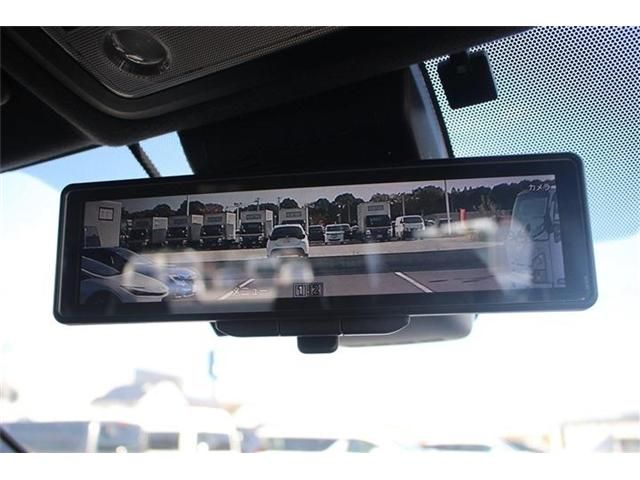 TOYOTA NOAH 2017 Image 31