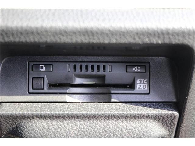 TOYOTA NOAH 2017 Image 31