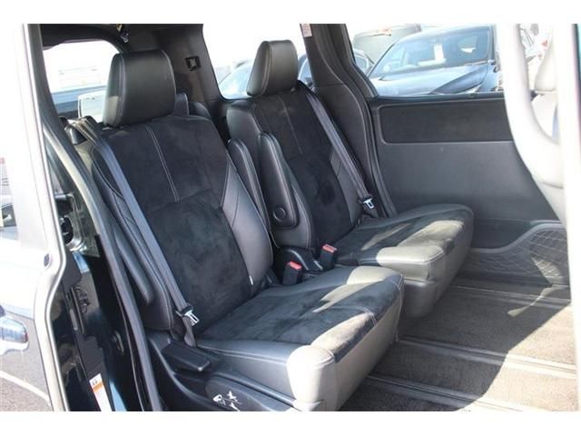 TOYOTA NOAH 2017 Image 31