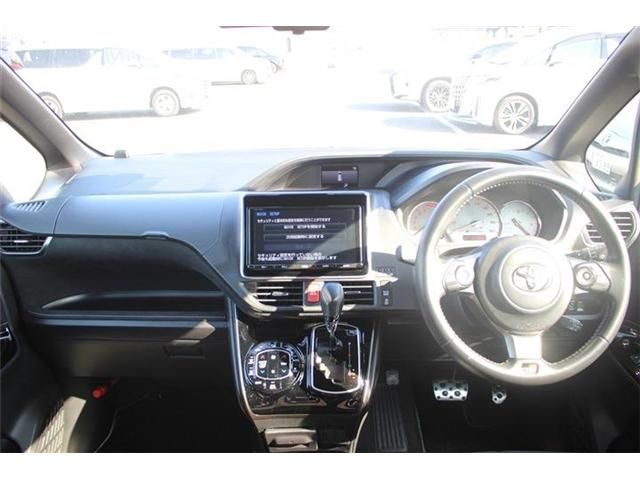 TOYOTA NOAH 2017 Image 31