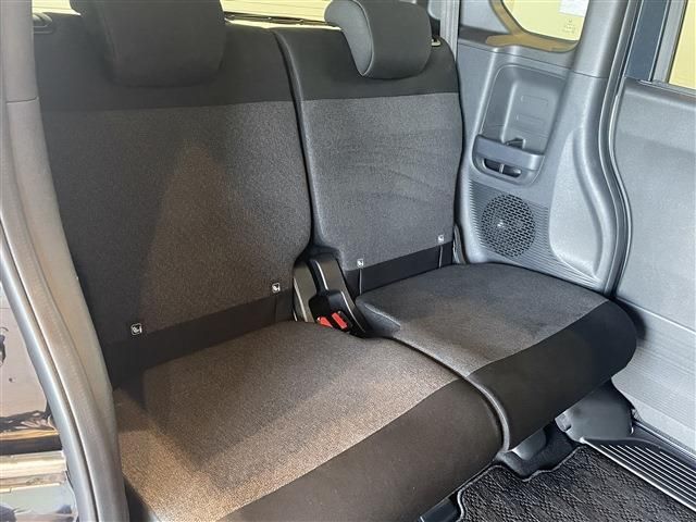 HONDA N BOX CUSTOM 2023 Image 31