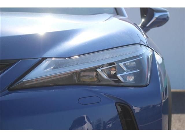 TOYOTA LEXUS UX250H 2019 Image 31