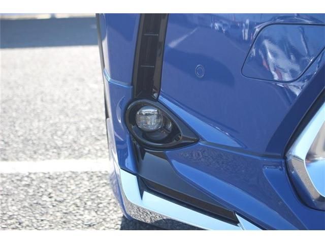 TOYOTA LEXUS UX250H 2019 Image 31