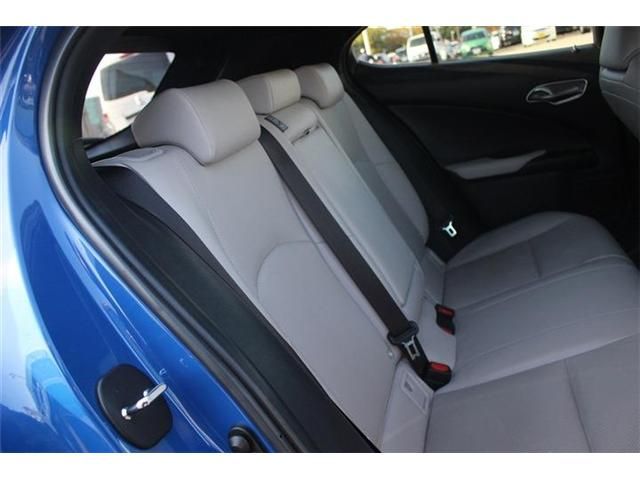 TOYOTA LEXUS UX250H 2019 Image 31