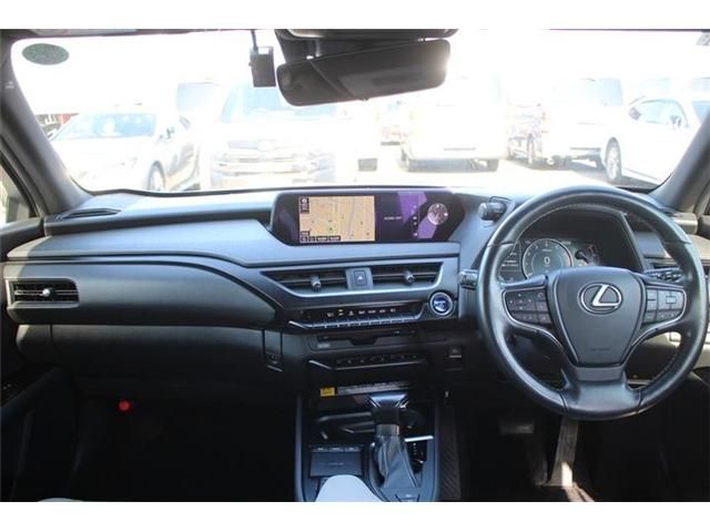 TOYOTA LEXUS UX250H 2019 Image 31