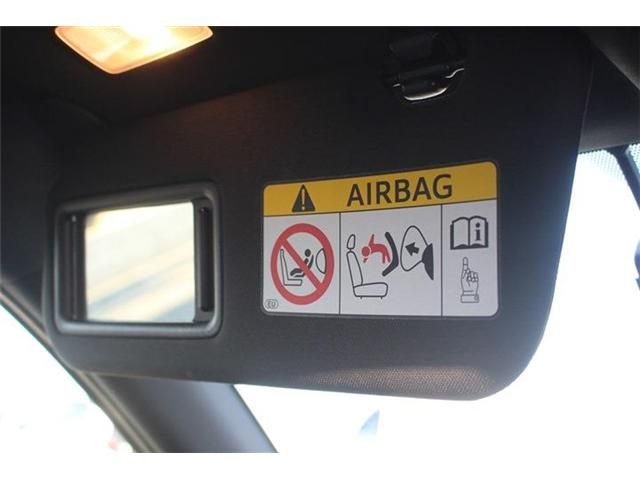 TOYOTA LEXUS UX250H 2019 Image 31