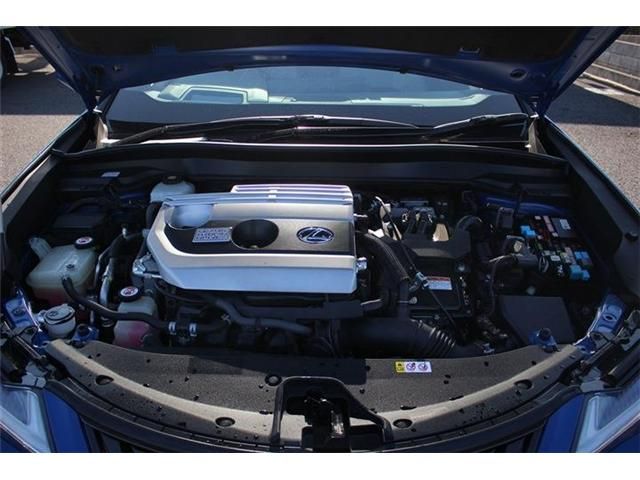 TOYOTA LEXUS UX250H 2019 Image 31