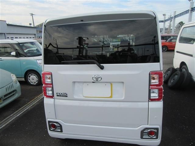 TOYOTA PIXIS MEGA 2021 Image 31