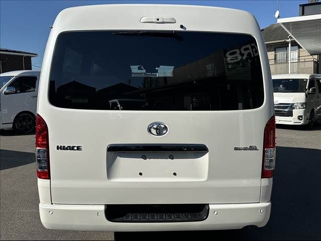 TOYOTA HIACE VAN 4WD 2022 Image 31