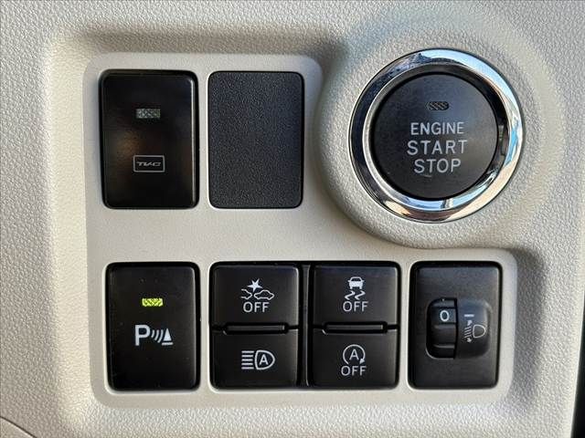 TOYOTA PASSO 2018 Image 31