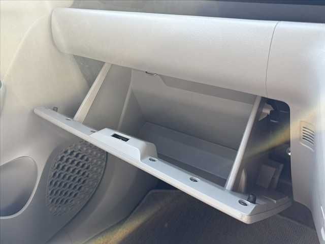 TOYOTA PASSO 2018 Image 31