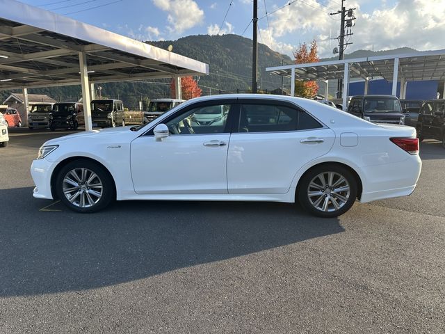 TOYOTA CROWN SEDAN HYBRID 2016 Image 31