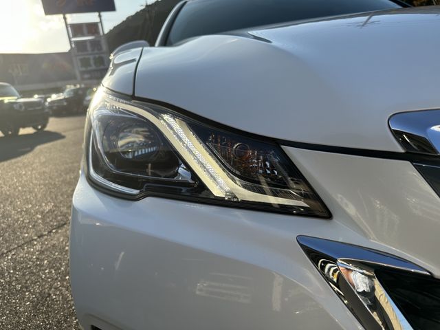 TOYOTA CROWN SEDAN HYBRID 2016 Image 31