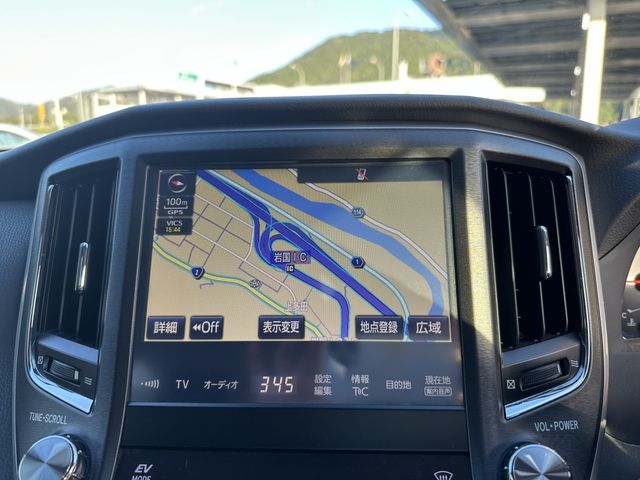 TOYOTA CROWN SEDAN HYBRID 2016 Image 31