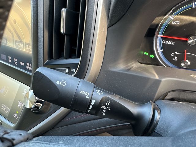 TOYOTA CROWN SEDAN HYBRID 2016 Image 31