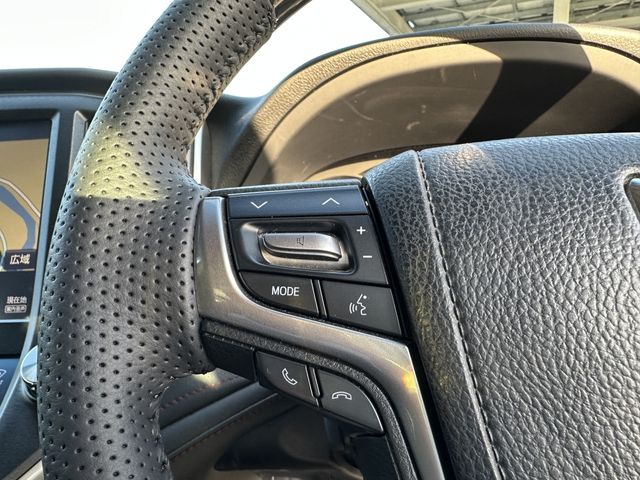 TOYOTA CROWN SEDAN HYBRID 2016 Image 31