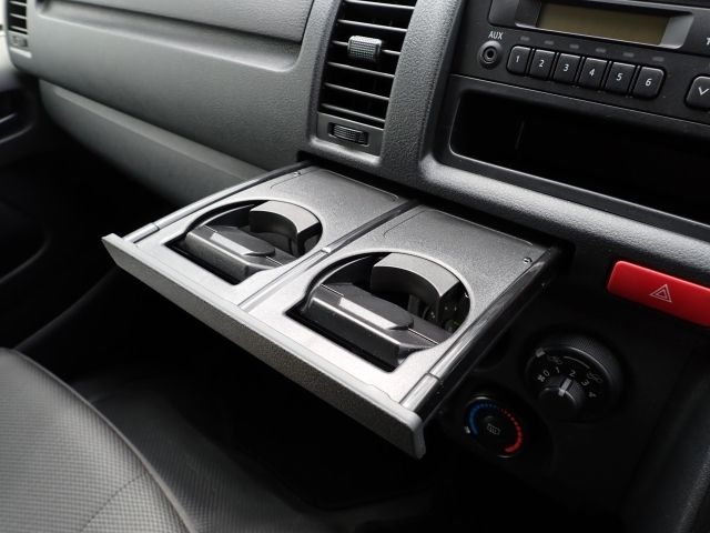 TOYOTA HIACE VAN 1.25T 2WD 2018 Image 31