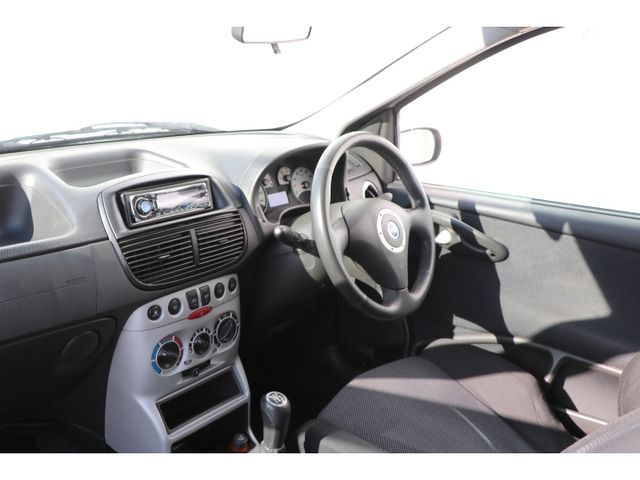 FIAT PUNTO 2007 Image 31
