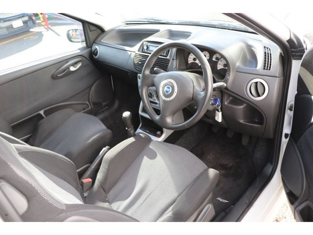 FIAT PUNTO 2007 Image 31