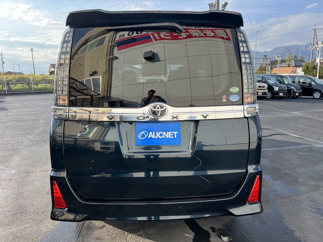 TOYOTA VOXY 4WD 2015 Image 31