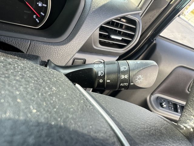 TOYOTA VOXY 4WD 2015 Image 31