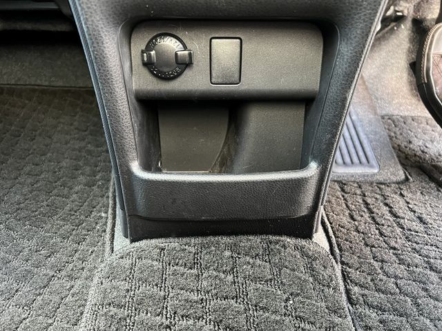 TOYOTA VOXY 4WD 2015 Image 31