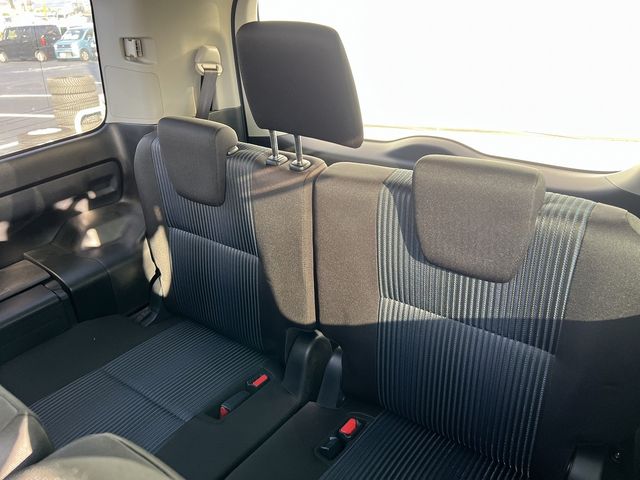 TOYOTA VOXY 4WD 2015 Image 31